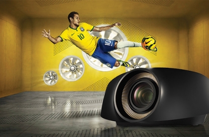 Tư vấn chọn mua màn chiếu xem phim bóng đá giá rẻ